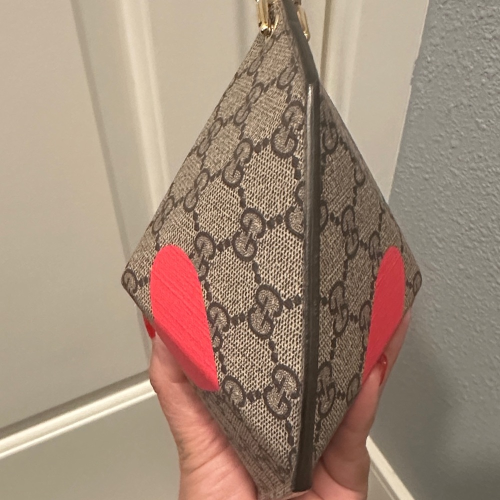 Gucci Valentine’s Day Heart Mini Bag - Picture 3 of 12